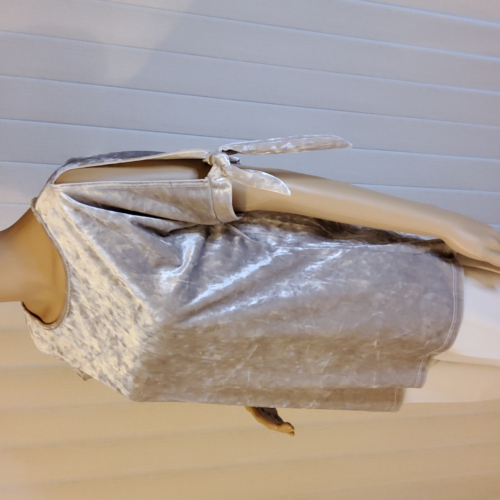 Tie Detail Crushed Velour Top